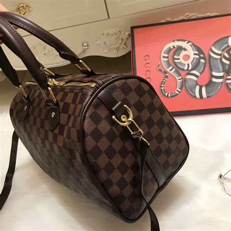 louis vuitton speedy review